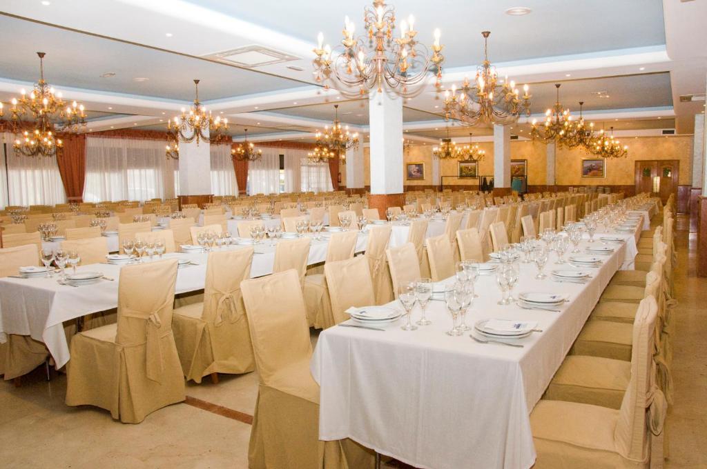 Hotel Restaurante San Roque Medina del Campo Ngoại thất bức ảnh
