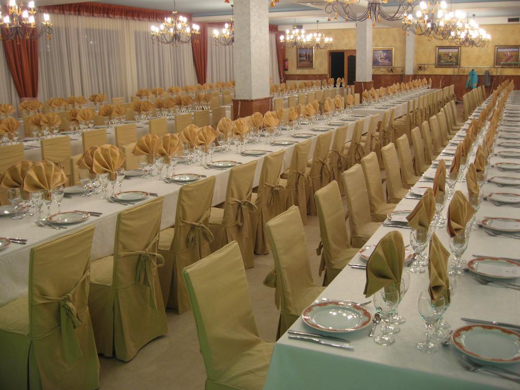 Hotel Restaurante San Roque Medina del Campo Ngoại thất bức ảnh